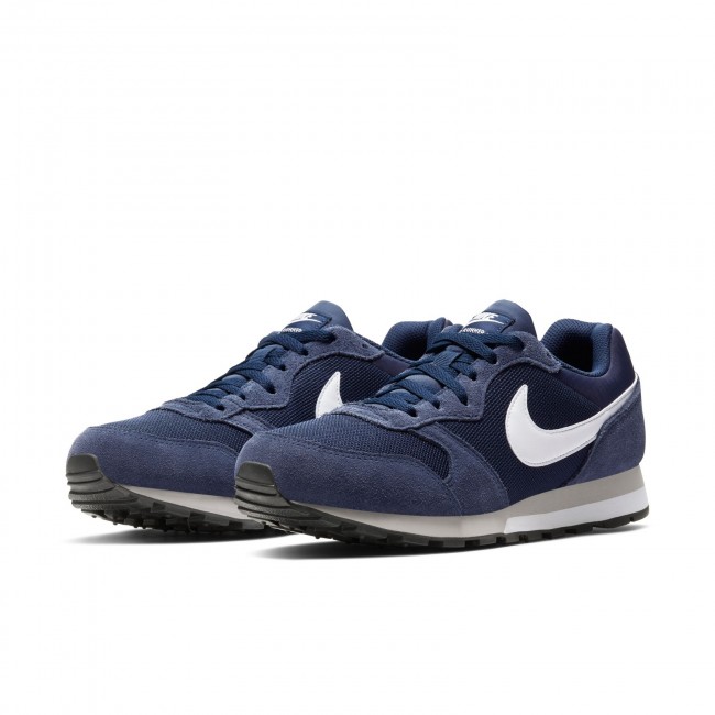 Nike internationalist vs md runner 2 cheap
