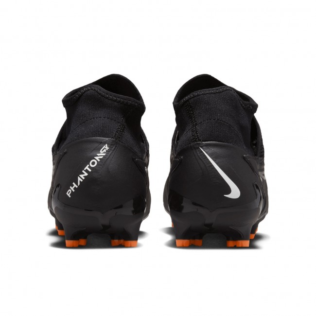 Soccer cleats nike phantom sales