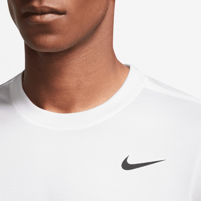 Nike dri fit legend hot sale