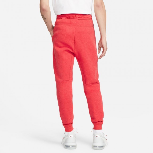 Red nike mens joggers deals