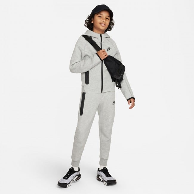 Nike sportswear tech fleece junior on sale